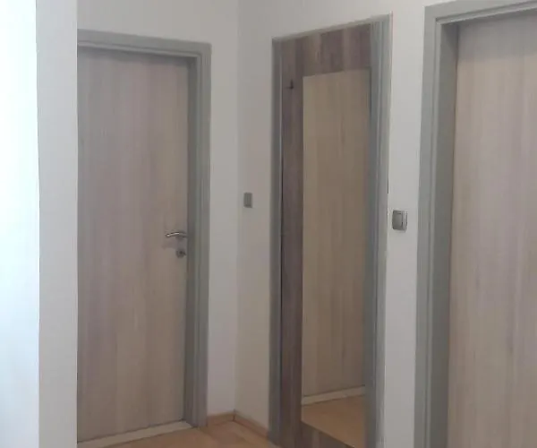 With A Parking Space - 13557 דירה