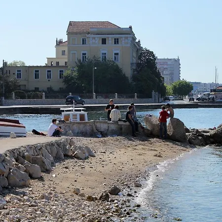 With A Parking Space - 13557 Apartamento Zadar